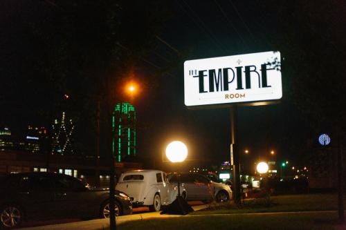 Front-of-building-aprylann grandopening 202